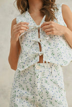 Load image into Gallery viewer, Ditsy Floral Vest