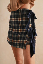 Load image into Gallery viewer, Plaid Skort