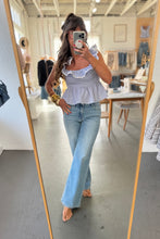 Load image into Gallery viewer, Straight Jeans With Stretch