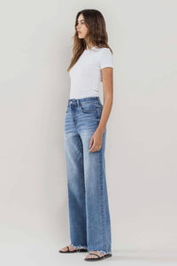 High Rise Loose Fit Jeans