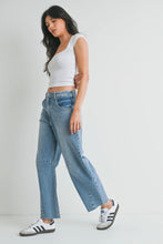 Load image into Gallery viewer, Classic Barrel Jeans