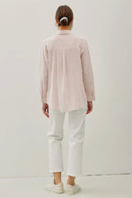 Load image into Gallery viewer, Person wearing a light pink shirt and white pants on a plain background