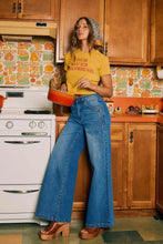 Load image into Gallery viewer, Palazzo Jeans