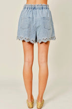 Load image into Gallery viewer, Scalloped Denim Shorts