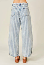 Load image into Gallery viewer, Faded Striped Jeans