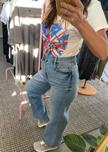 Load image into Gallery viewer, High Waist Dad Jean