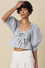 Load image into Gallery viewer, Puffed Sleeve Tie Front Top