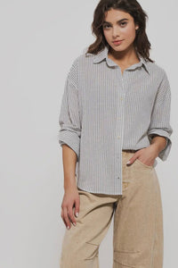 Classic Linen Button Down