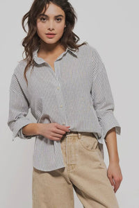 Classic Linen Button Down