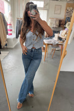 Load image into Gallery viewer, High Rise Loose Fit Jeans