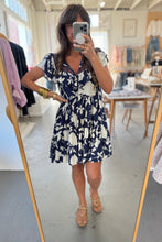 Load image into Gallery viewer, Lace Inset Floral Dress