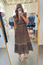 Load image into Gallery viewer, Ruffled Sleeve Dress