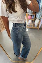 Load image into Gallery viewer, High Rise Dad Jeans