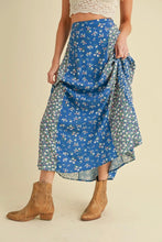 Load image into Gallery viewer, Spring Floral Skirt