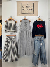 Load image into Gallery viewer, Bow Tie Front Dress