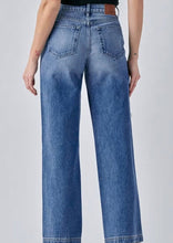 Load image into Gallery viewer, Distressed Wide Leg Jean