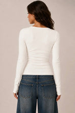 Load image into Gallery viewer, Classic Henley