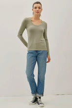 Load image into Gallery viewer, Scoop Neck Tee