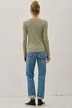Load image into Gallery viewer, Scoop Neck Tee