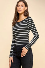 Load image into Gallery viewer, Boatneck Tee