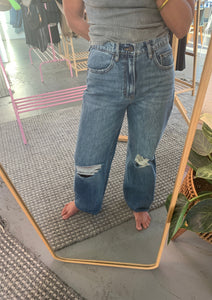 Loose Fit Dad Jeans