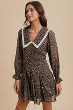 Load image into Gallery viewer, Peter Pan Collar Dress