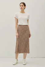 Load image into Gallery viewer, Simple Ditsy Midi Skirt
