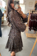 Load image into Gallery viewer, Peter Pan Collar Dress