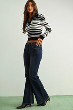 Load image into Gallery viewer, Mid-Rise Bootcut Jeans