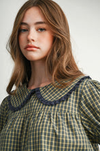Load image into Gallery viewer, Peter Pan Collar Top