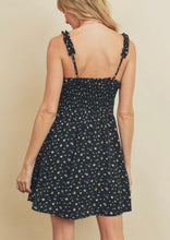 Load image into Gallery viewer, Ruffled Sweetheart Sundress