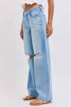 Load image into Gallery viewer, Wide Leg Loose Fit Jeans