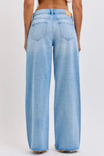 Load image into Gallery viewer, Wide Leg Loose Fit Jeans