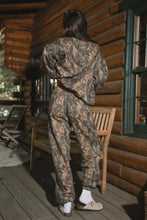 Load image into Gallery viewer, Classic Camo Sweats