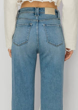 Load image into Gallery viewer, Modern Wide Leg Jeans