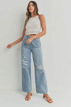 Load image into Gallery viewer, Distressed Dad Jeans