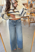 Load image into Gallery viewer, Mid-Rise Super Wide Leg Jeans