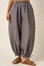 Load image into Gallery viewer, Checkered Baggy Pants